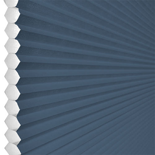 Blue Ice | Ella Wabe Plissee | hellblau