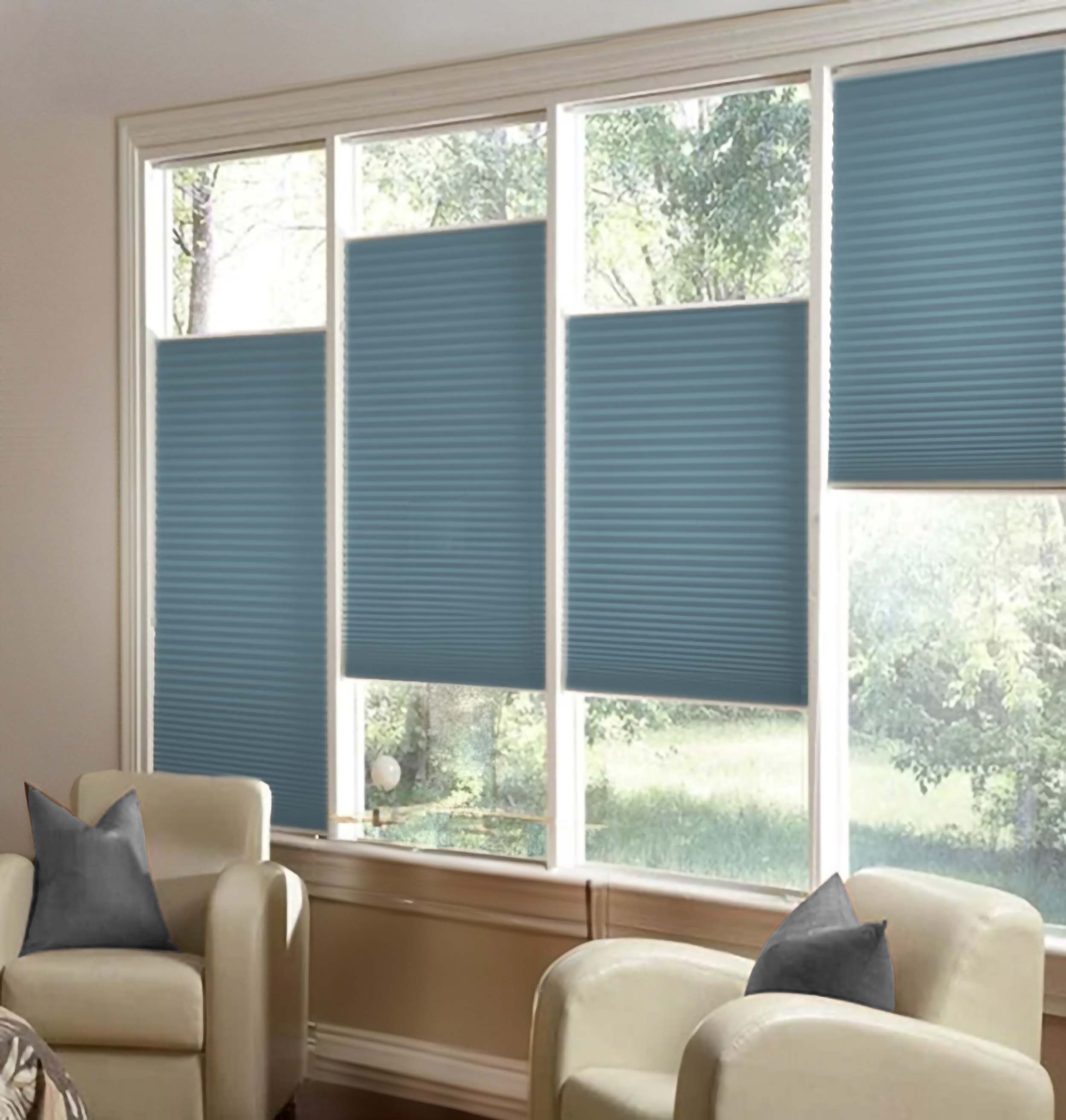 Blue Ice | Ella Wabe Plissee | hellblau