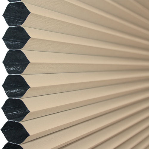 Sun Light | Ella Wabe Plissee | creme | verdunkelnd