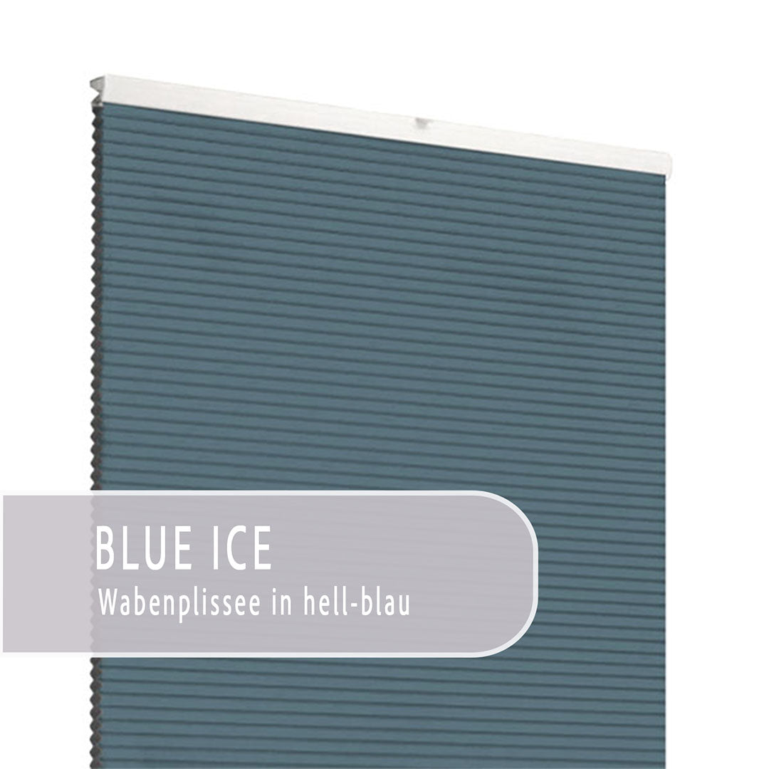 Blue Ice | Ella Wabe Plissee | hellblau | verdunkelnd